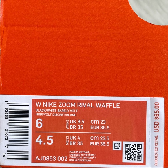 Women’s Nike Zoom Rival Waffle Racing Shoes - Picture 9 of 10